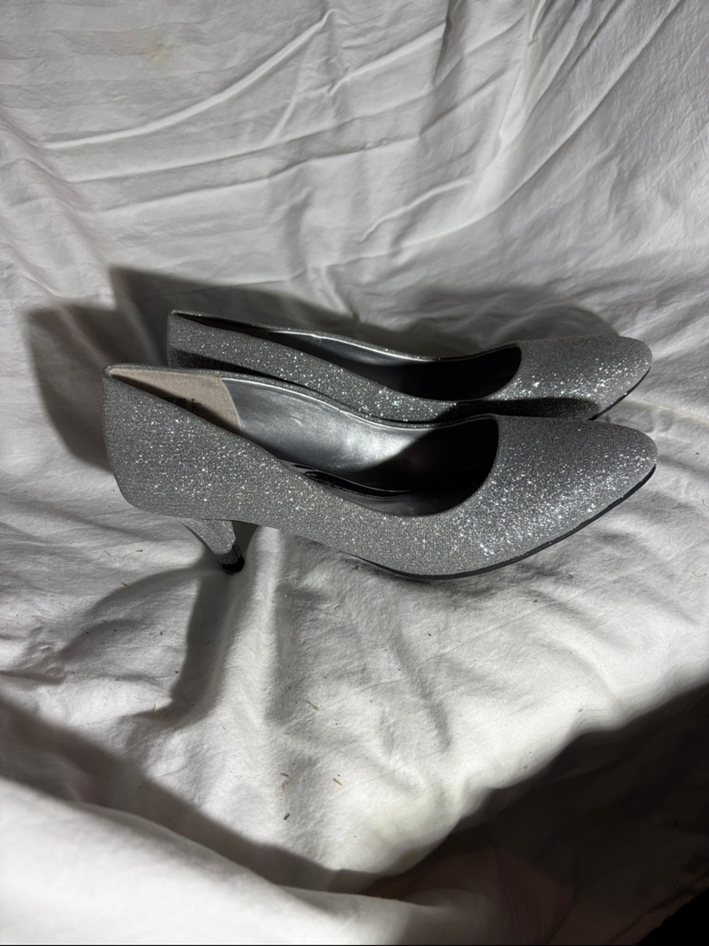 FIONI Clothing Silver Glitter Pointed-Toe Mid-Heel Pumps
